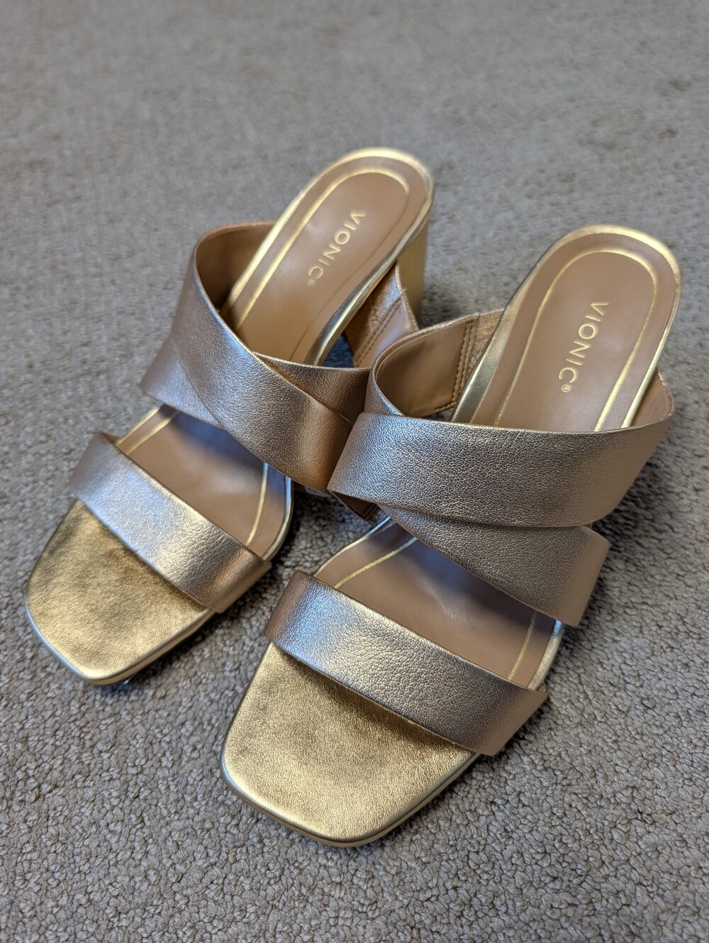 Vionic Women’s Gold Leather Crisscross Strap Merlot Heeled Sandals Size 9 Party